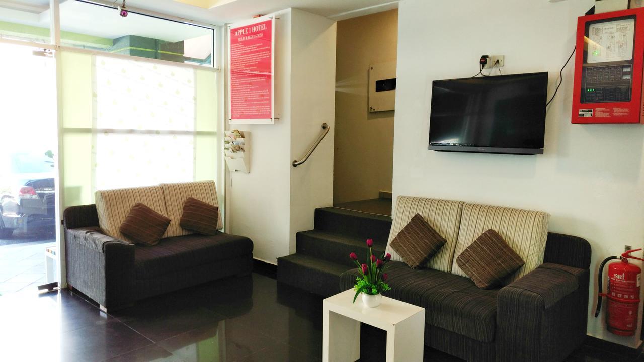 Apple 1 Hotel Budget Gelugor Esterno foto